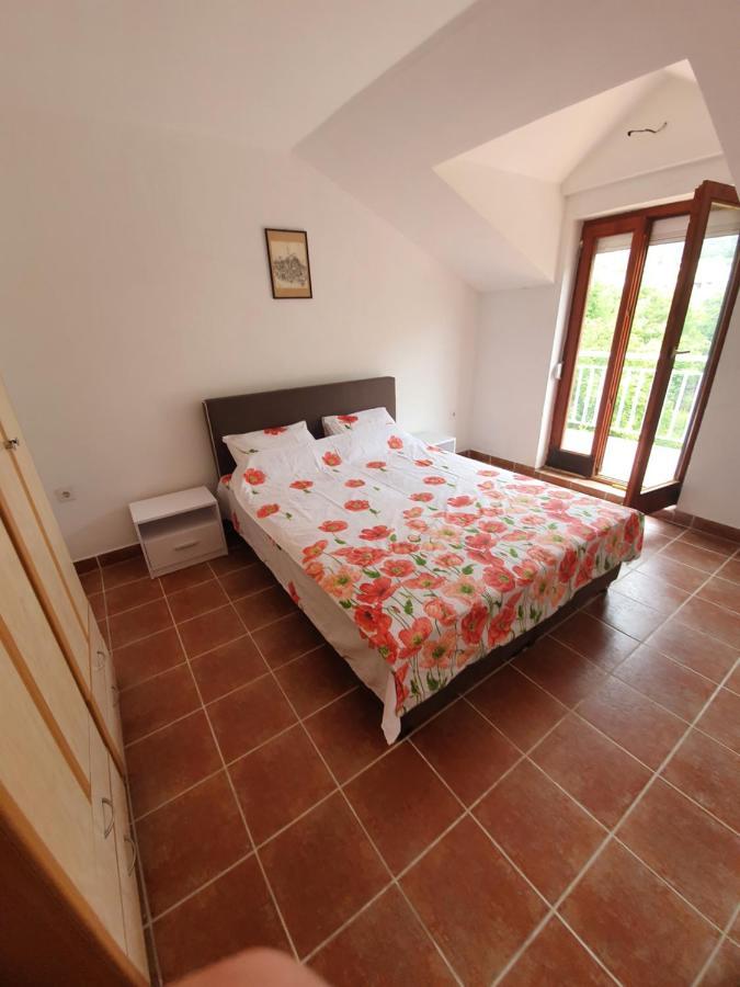 Apartmani Nar Sutomore Dış mekan fotoğraf
